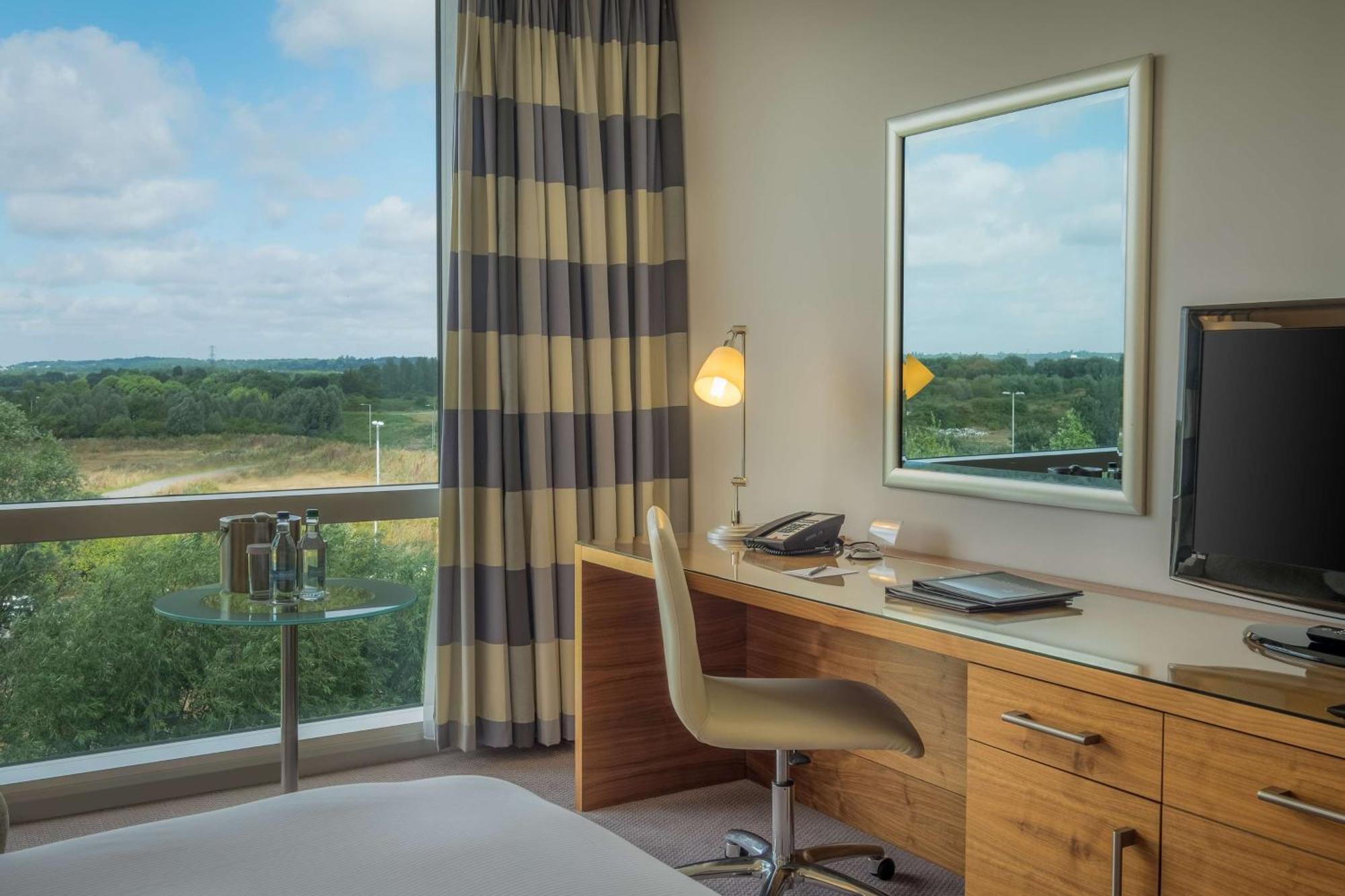מלון Hilton רדינג מראה חיצוני תמונה